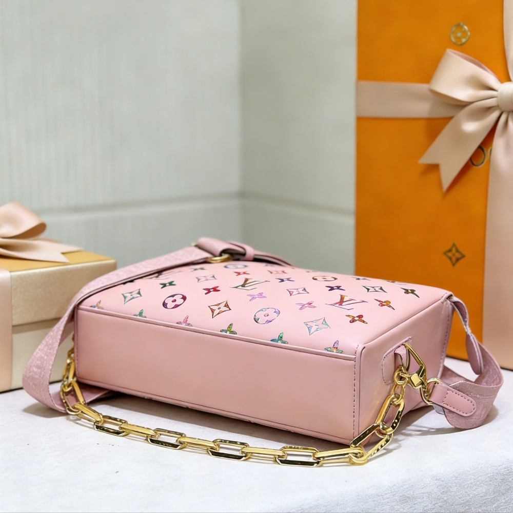 <AUTHENTIC>Louis Vuitton Crossbody Bag Pink - Picture 6 of 6
